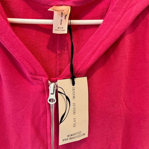 Brand New Smash + Tess - Malibu Cinch Shorty Romper Pink | size XS - Picture 3 of 3